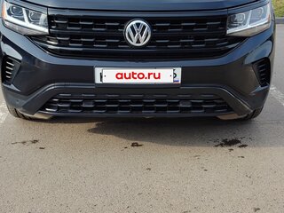 2021 Volkswagen Atlas Cross Sport I, чёрный, 3300000 рублей, вид 5