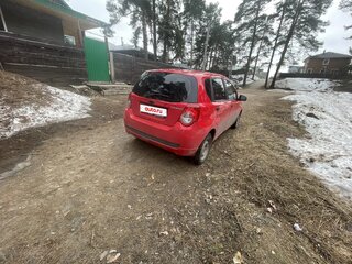 2011 Chevrolet Aveo I Рестайлинг, красный, 360000 рублей, вид 2