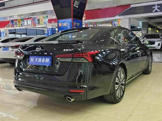 2025 Nissan Altima VI (L34) Рестайлинг, чёрный, 2000000 рублей, вид 4