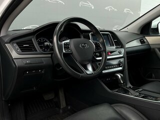 2018 Hyundai Sonata VII (LF) Рестайлинг, белый, 1623800 рублей, вид 5