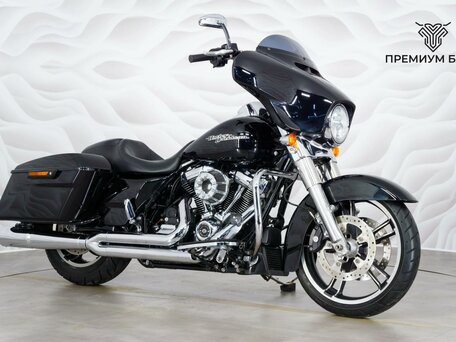 2017 Harley-Davidson Street Glide, чёрный, 1699000 рублей, вид 5