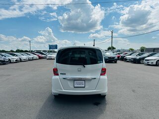 2015 Honda Freed I Рестайлинг 2, белый, 1449999 рублей, вид 5