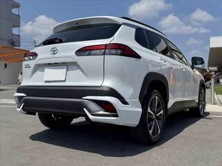 2023 Toyota Corolla Cross I, белый, 1894000 рублей, вид 5