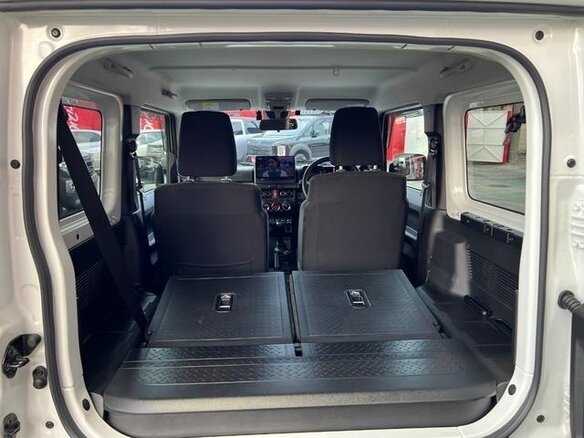 2023 Suzuki Jimny Sierra IV, белый, 1420010 рублей - вид 21