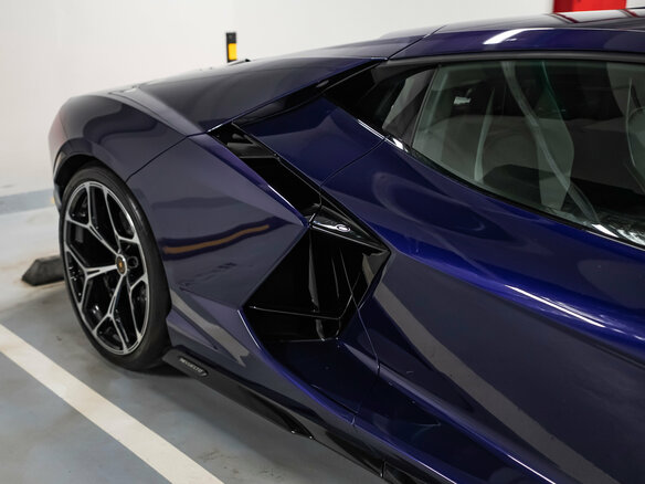 2026 Lamborghini Revuelto, фиолетовый, 74900000 рублей - вид 10