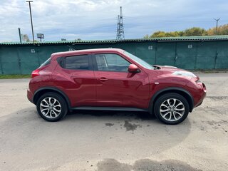 2013 Nissan Juke I, красный, 950000 рублей, вид 4