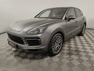 2020 Porsche Cayenne III, серый, 6775000 рублей, вид 1