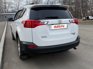 2013 Toyota RAV4 IV (XA40), белый, 2150000 рублей, вид 4