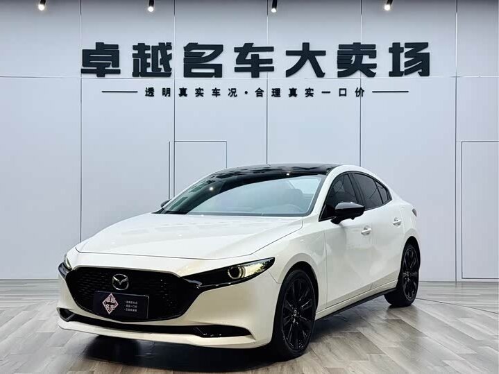 Открыть фотографии: Mazda 3 IV (BP)