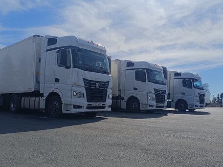 2023 КамАЗ 54901, белый, 4300000 рублей, вид 1