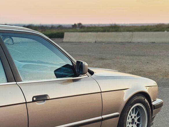 1988 BMW 5 серии 520i III (E34), бежевый, 510000 рублей - вид 5