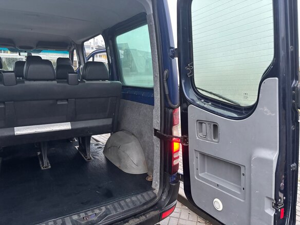 2006 Mercedes-Benz Sprinter, синий, 925000 рублей - вид 11