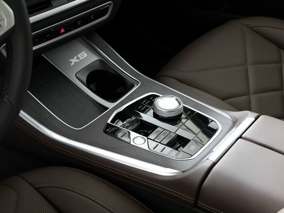 2026 BMW X5 Long 30Li IV (G05/G18) Рестайлинг, чёрный, 9980000 рублей - вид 22
