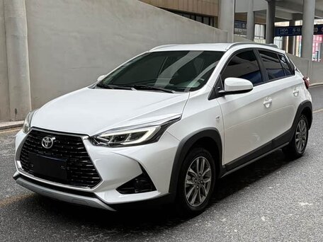 Toyota Yaris IV