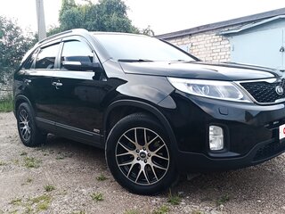 2013 Kia Sorento II Рестайлинг, чёрный, 1750000 рублей, вид 2