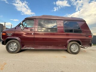 1995 Chevrolet Van, красный, 960000 рублей, вид 4