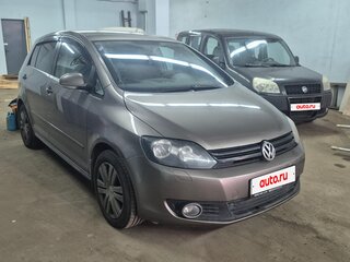 2010 Volkswagen Golf Plus II, серый, 870000 рублей, вид 3