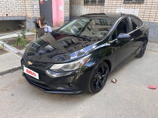 2018 Chevrolet Cruze II, чёрный, 850000 рублей, вид 1