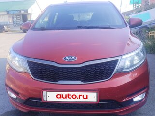 2015 Kia Rio III Рестайлинг, красный, 850000 рублей, вид 2