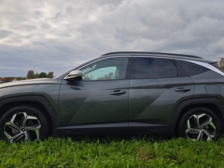2023 Hyundai Tucson IV, серый, 3900000 рублей, вид 5