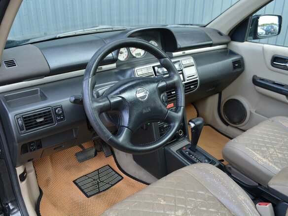 2002 Nissan X-Trail I, чёрный - вид 14