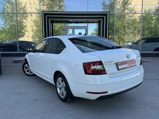 2019 Skoda Octavia III (A7) Рестайлинг, белый, 1739000 рублей, вид 5