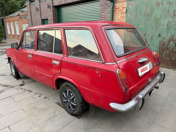 1982 Lada (ВАЗ) 2102, красный, 415000 рублей - вид 12