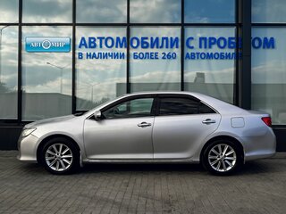 2013 Toyota Camry VII (XV50), серый, 1374000 рублей, вид 2