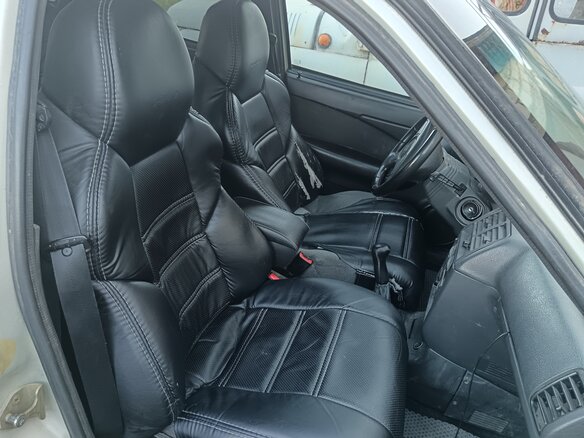 2005 Lada (ВАЗ) 2110, серебристый, 130000 рублей - вид 7