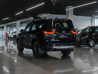 2025 Toyota Land Cruiser 300 Series, чёрный, 14200000 рублей, вид 5