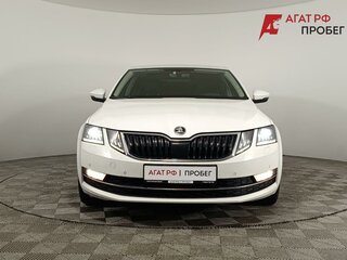 2017 Skoda Octavia III (A7) Рестайлинг, белый, 1560000 рублей, вид 2