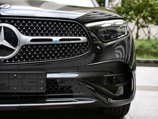 2025 Mercedes-Benz GLC Coupe 300 II (C254), чёрный, 11600000 рублей, вид 3