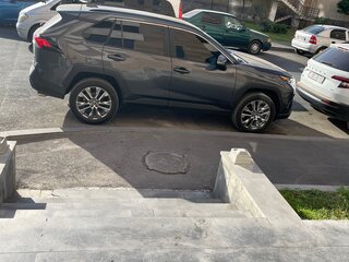 2019 Toyota RAV4 V (XA50), серый, 3000000 рублей, вид 4