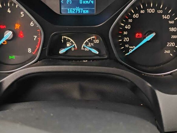 2015 Ford Focus III Рестайлинг, белый, 700000 рублей - вид 5