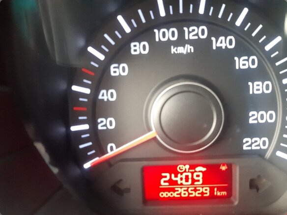 2012 Kia Rio 5-speed III, серый, 750000 рублей - вид 6