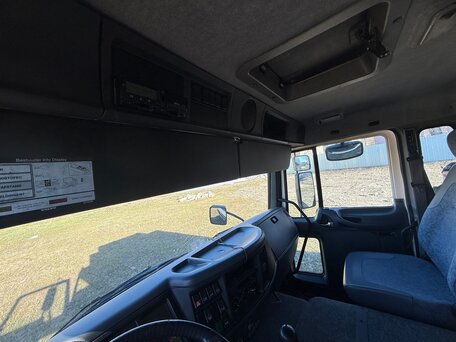 2012 Volvo FL, бежевый, 1450000 рублей, вид 5