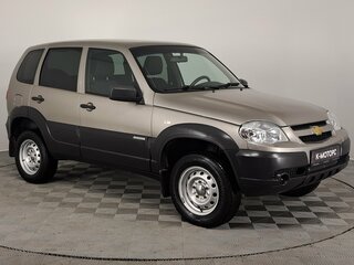 2018 Chevrolet Niva I Рестайлинг, серый, 790000 рублей, вид 4