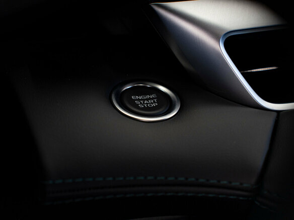 2026 Geely Monjaro I Рестайлинг, белый - вид 24
