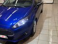 2015 Ford Fiesta Mk6 Рестайлинг, синий, 900000 рублей - вид 1