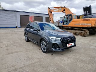 2024 Audi Q7 45 TFSI II (4M) Рестайлинг 2, серый, 9150000 рублей, вид 2