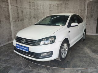 2016 Volkswagen Polo V Рестайлинг, белый, 732000 рублей, вид 1