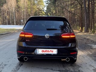 2018 Volkswagen Golf GTI VII Рестайлинг, чёрный, 2360000 рублей, вид 5