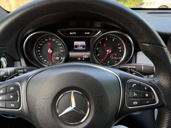 2019 Mercedes-Benz GLA 200 I (X156) Рестайлинг, белый, 2200000 рублей - вид 7