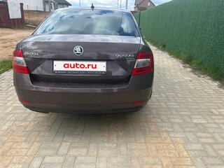 2017 Skoda Octavia III (A7) Рестайлинг, коричневый, 1500000 рублей, вид 2