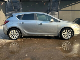 2011 Opel Astra J, серебристый, 480000 рублей, вид 4