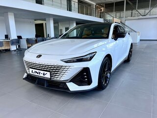 2024 Changan UNI-V I, белый, 3259900 рублей, вид 4