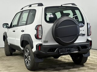 2026 Lada (ВАЗ) Niva Travel I Рестайлинг, белый, 1712000 рублей, вид 3