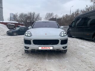 2015 Porsche Cayenne S Diesel II Рестайлинг (958), белый, 4800000 рублей, вид 2