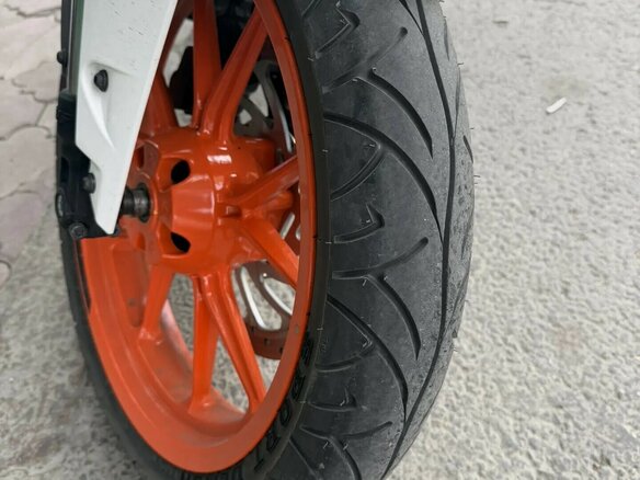 2017 KTM 390 Duke, белый, 500000 рублей - вид 6
