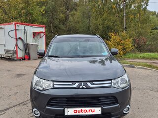 2013 Mitsubishi Outlander III, серый, 1450000 рублей, вид 2
